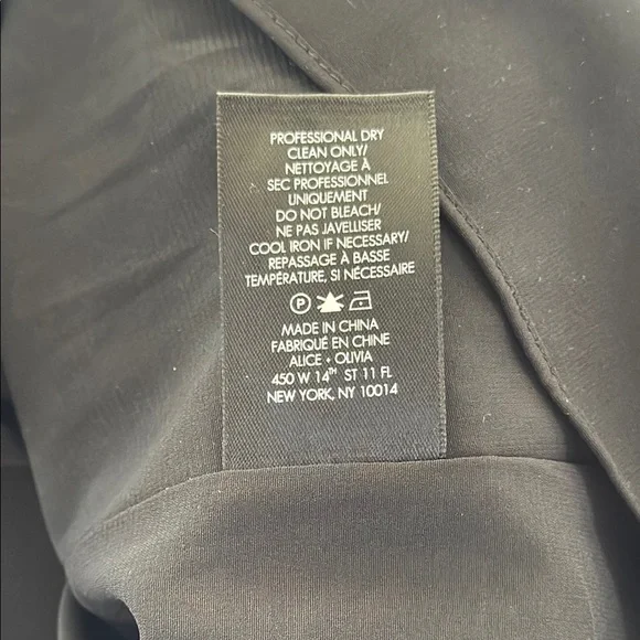 Alice + Olivia Guipure Off Shoulder Crochet Embroidery Blouse Top Lace Blue Sz S Blouses